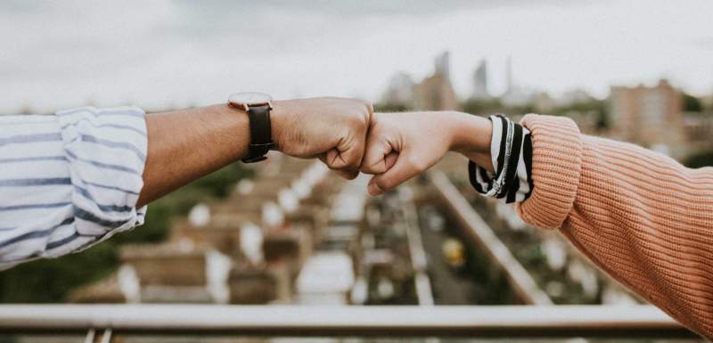 Etre Eglises pour les autres